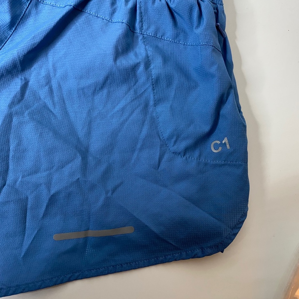 Running shorts - Picture 6 of 11
